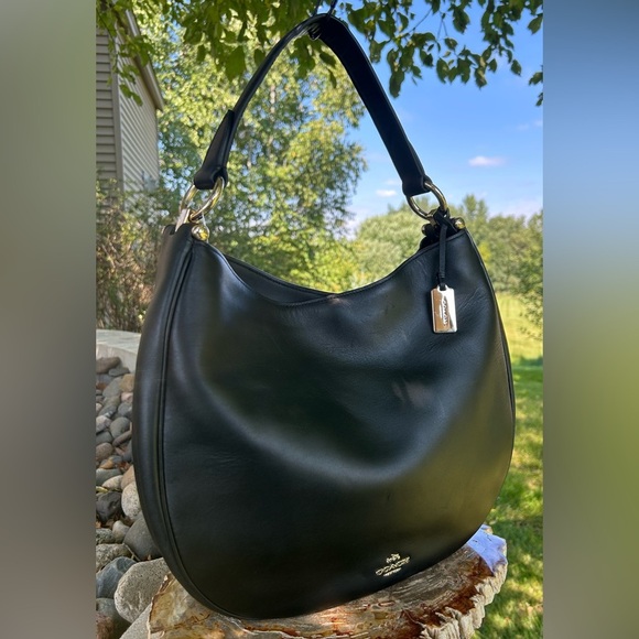 Coach Nomad Hobo Black Glovetanned Leather 36026 NWT - Picture 15 of 15